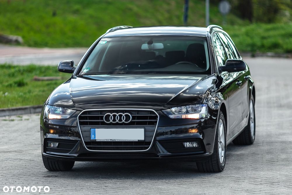 Audi A4 Avant 2.0 TDI DPF Attraction - 1