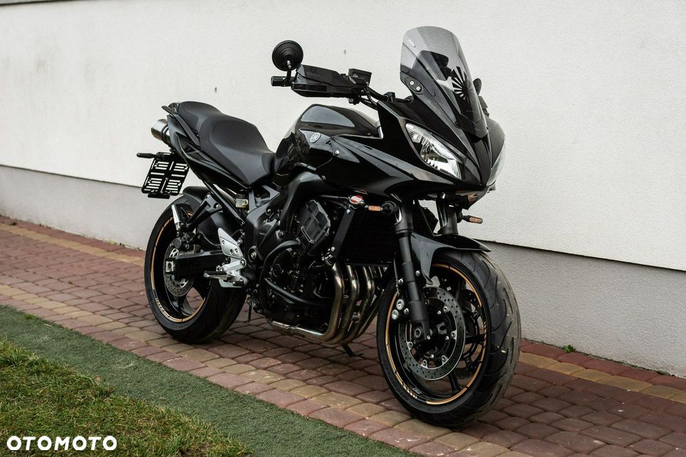Yamaha FZ - 1