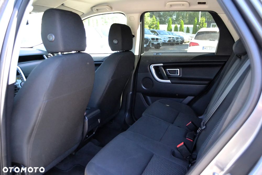 Land Rover Discovery Sport 2.0 TD4 SE - 11