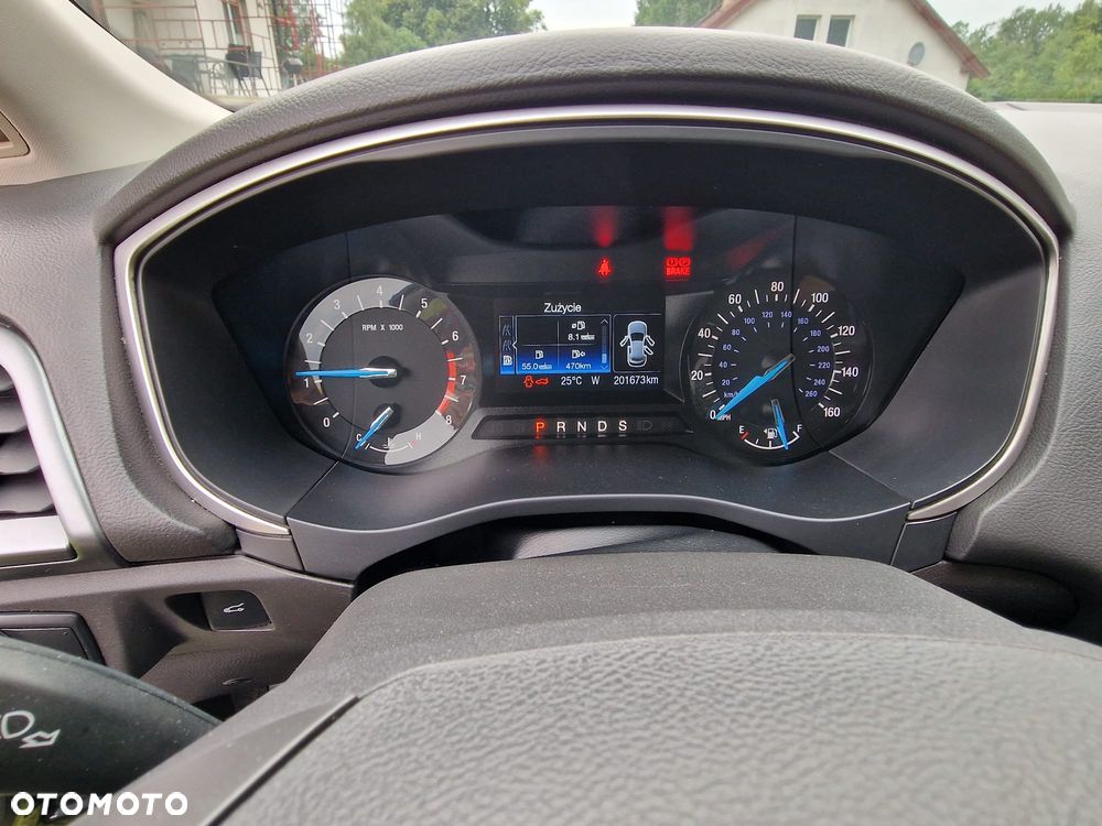 Ford Fusion - 11