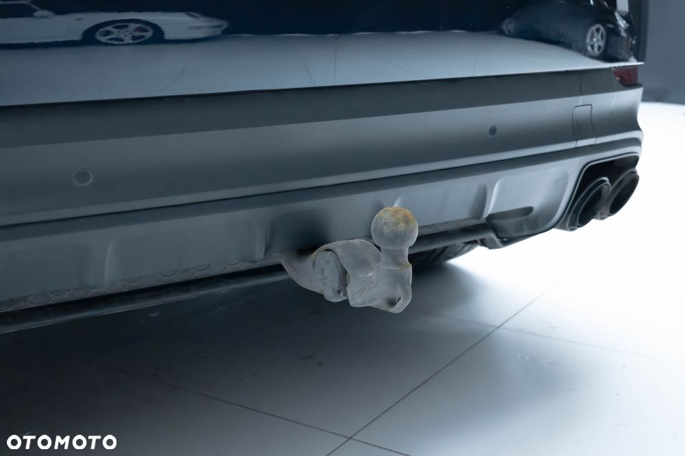 Porsche Cayenne - 39