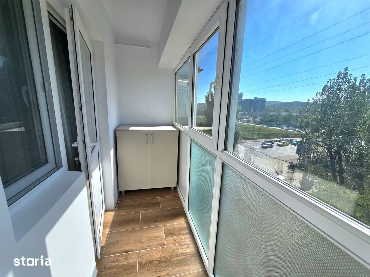 3 camere Tatarasi - Str. Gradinari , 2 bai , 2 balcoane — fotografia 3
