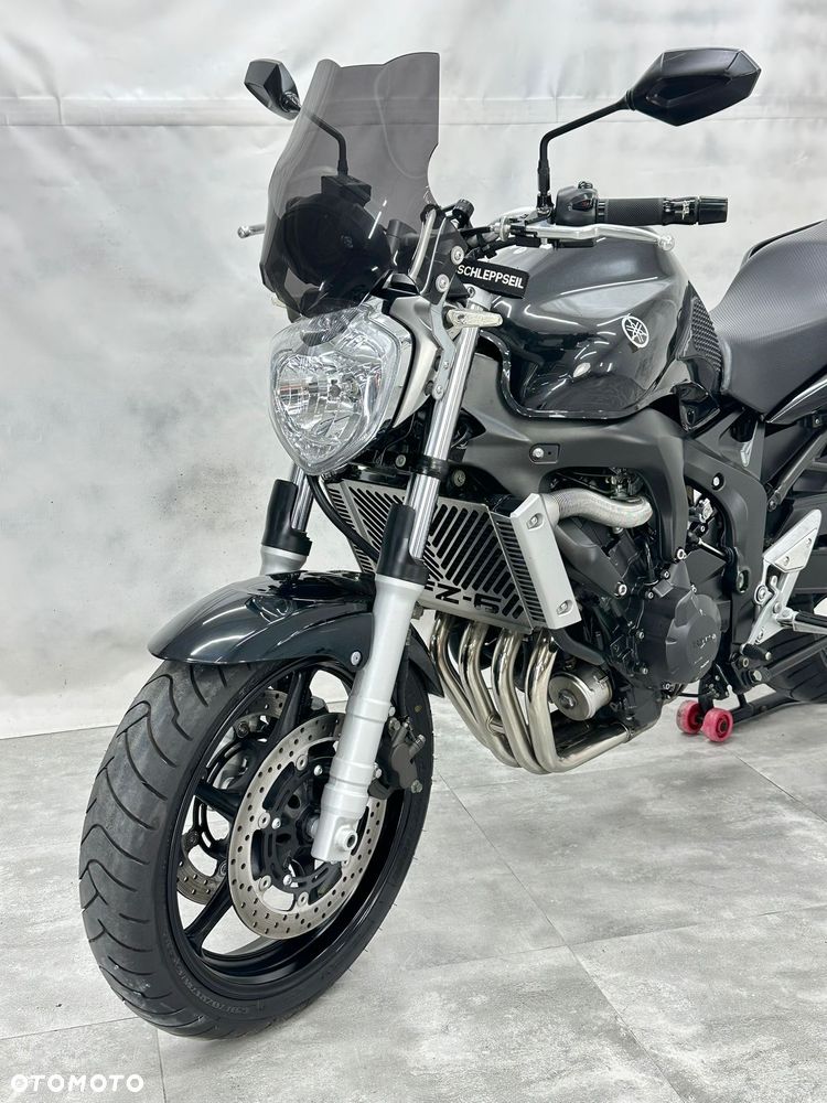 Yamaha FZ6 - 7