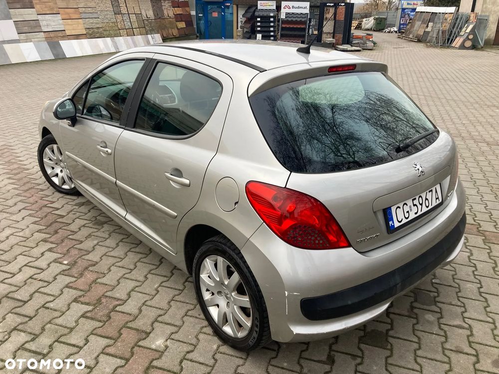 Peugeot 207 1.6 HDi - 5