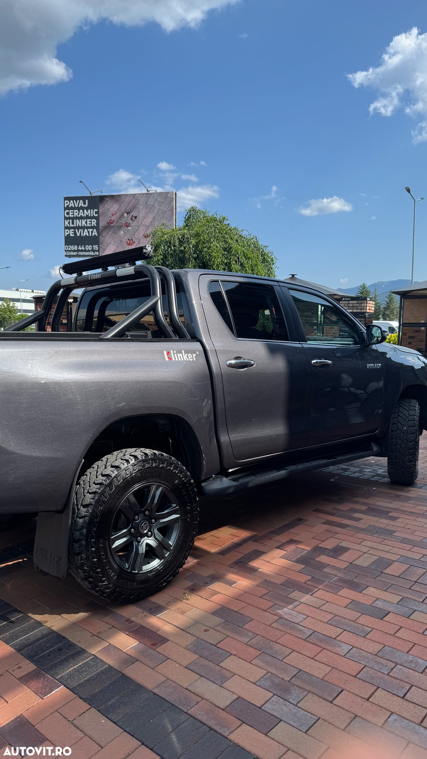 Toyota Hilux 2.4D 150CP 4x4 Double Cab AT Style - 9