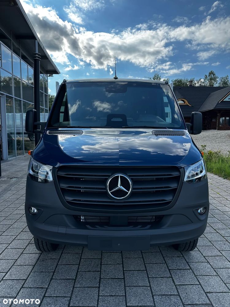 Mercedes-Benz Sprinter 319 CDI Pro długi 4x4 z zabudową skrzyniową - 6