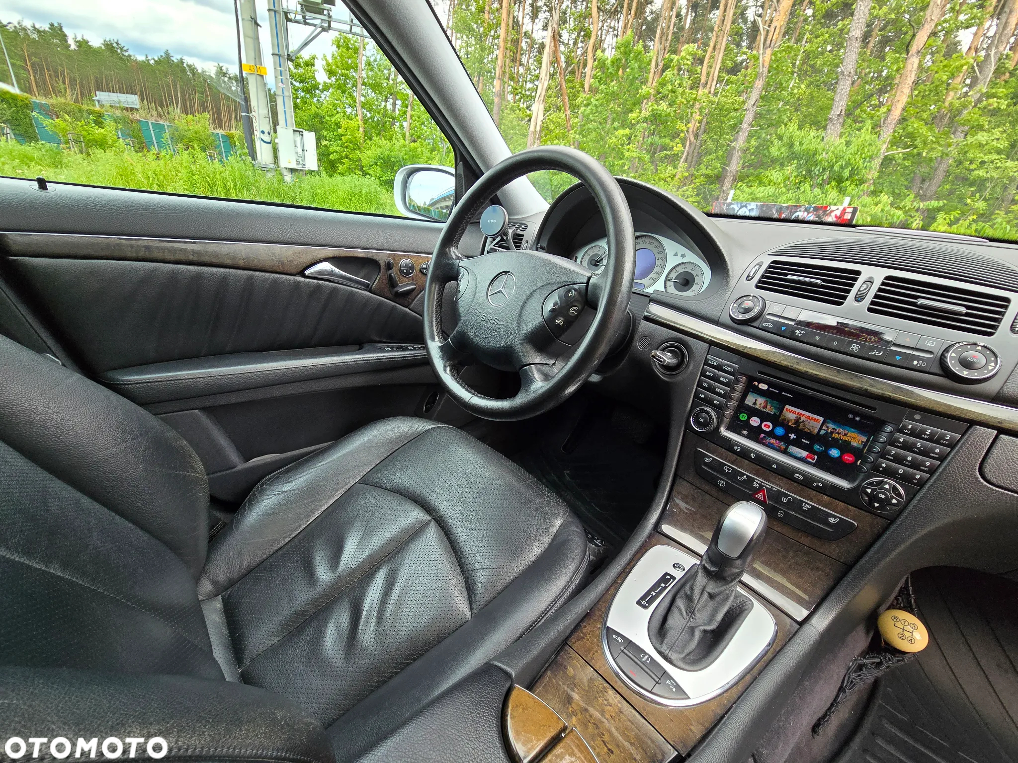 Mercedes-Benz Klasa E 320 T Avantgarde - 17