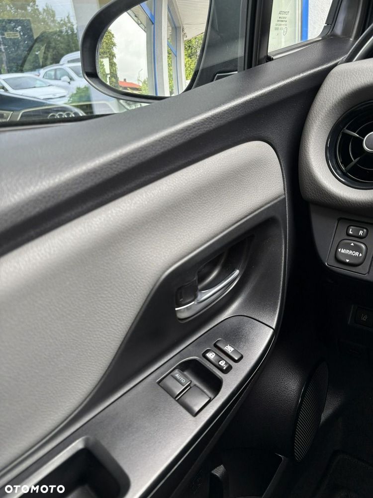 Toyota Yaris - 26