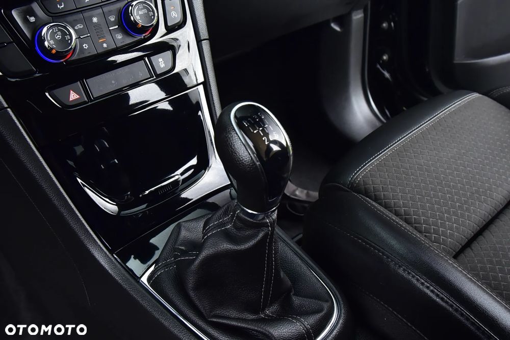 Opel Mokka X 1.4 T Design Line S&S - 21