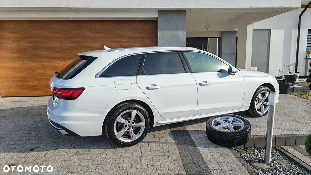 Audi A4 Avant 40 TDI quattro S tronic advanced - 23