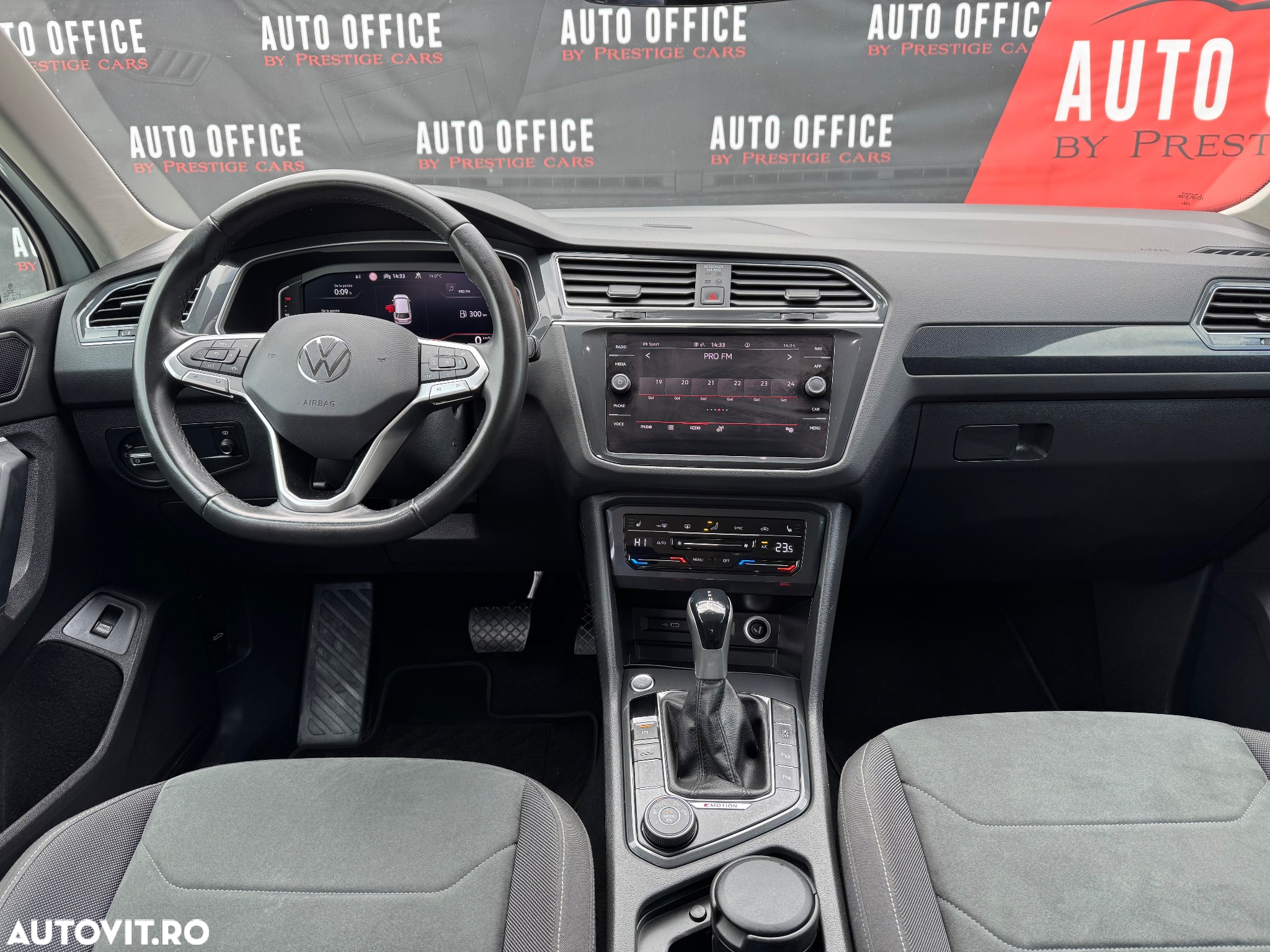 Volkswagen Tiguan 2.0 TDI SCR DSG 4Motion Elegance - 4