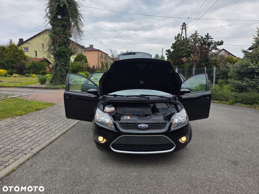 Ford Focus 1.8 Black Magic - 2