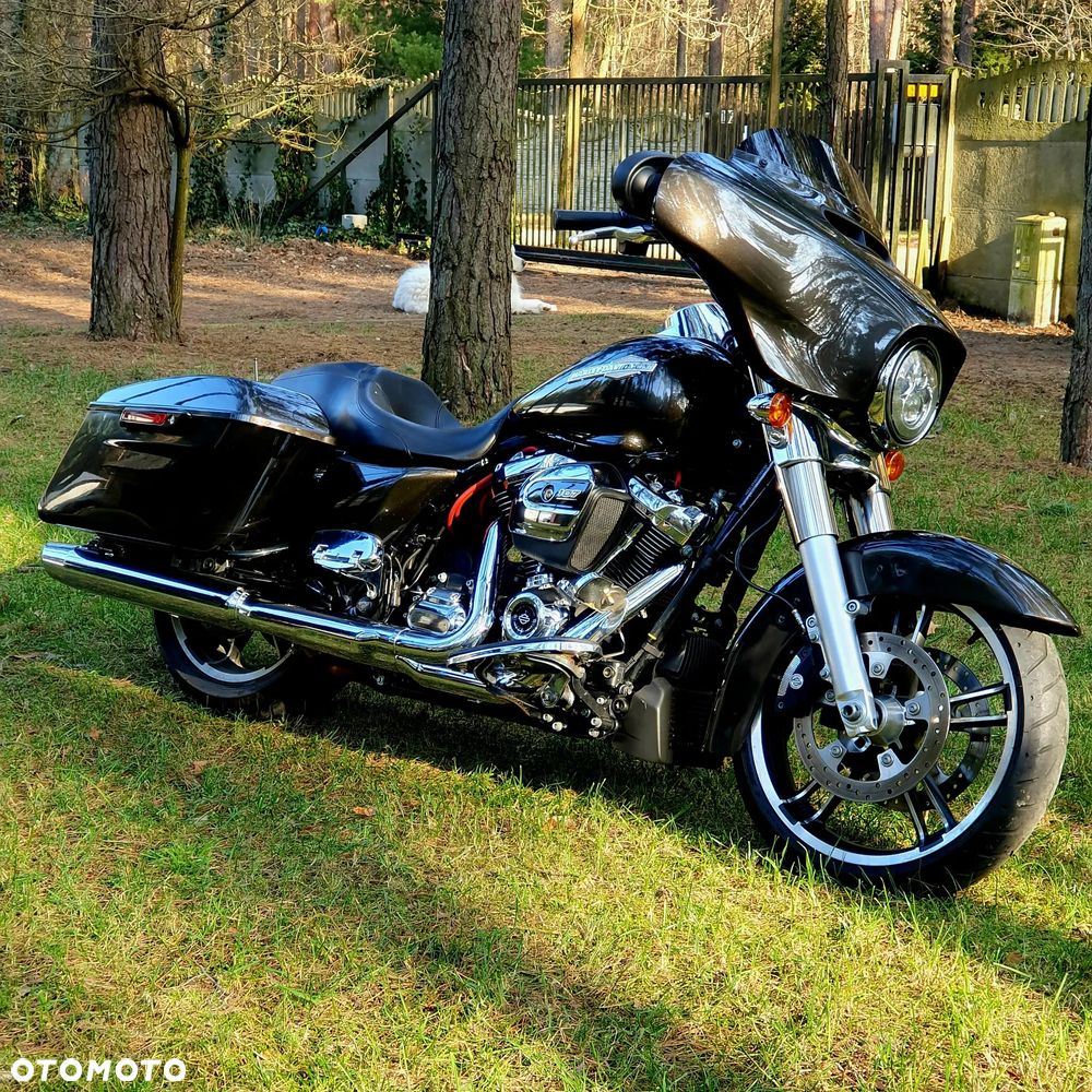 Harley-Davidson Touring Street Glide - 5