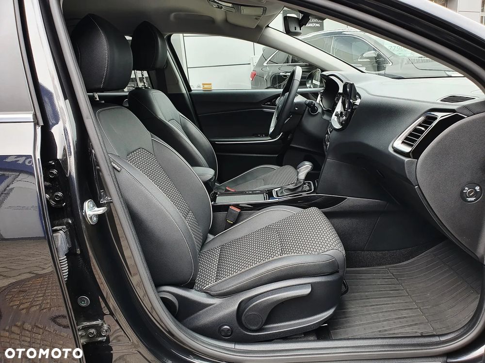 Kia XCeed 1.5 T-GDI Business Line DCT - 9