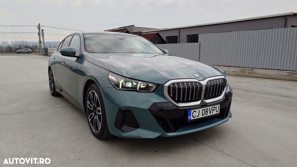 BMW Seria 5 520i AT MHEV - 2