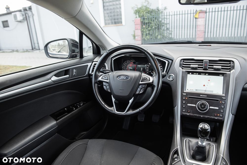 Ford Mondeo 1.5 EcoBoost Titanium - 27