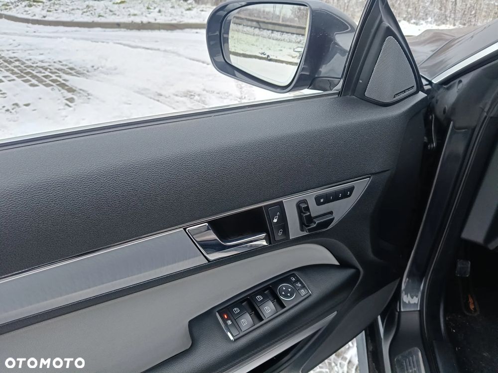 Mercedes-Benz Klasa E - 8