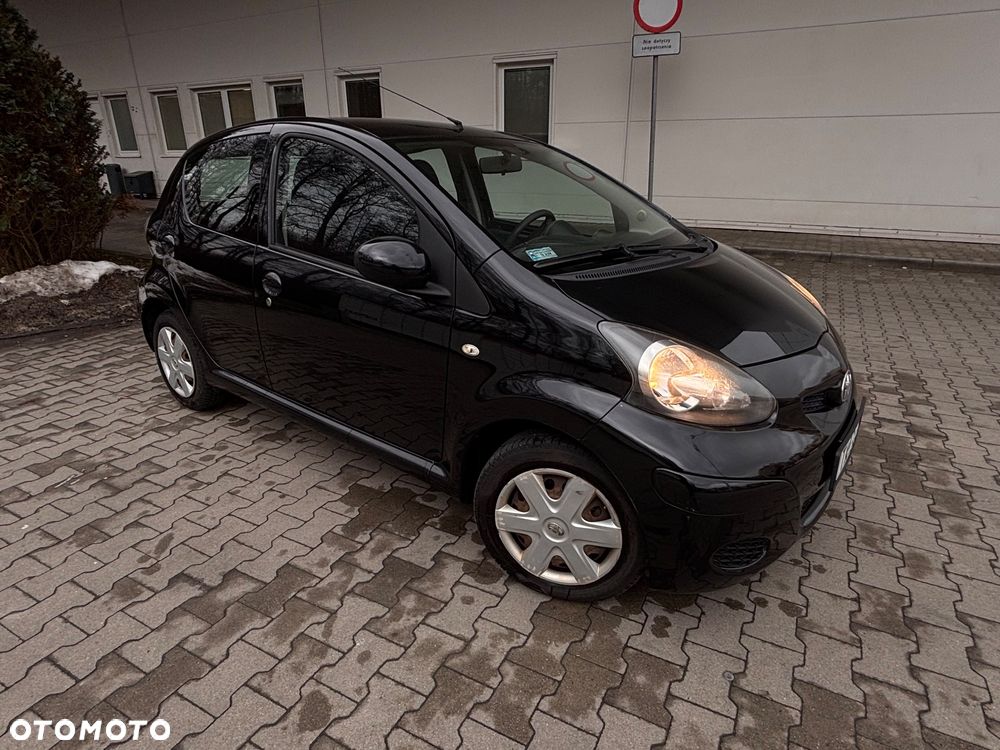 Toyota Aygo City - 2