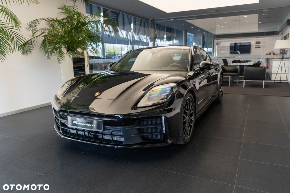 Porsche Panamera 4 E-Hybrid PHEV - 6