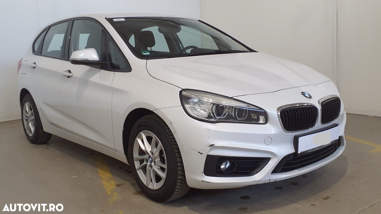BMW Seria 2 218i - 1