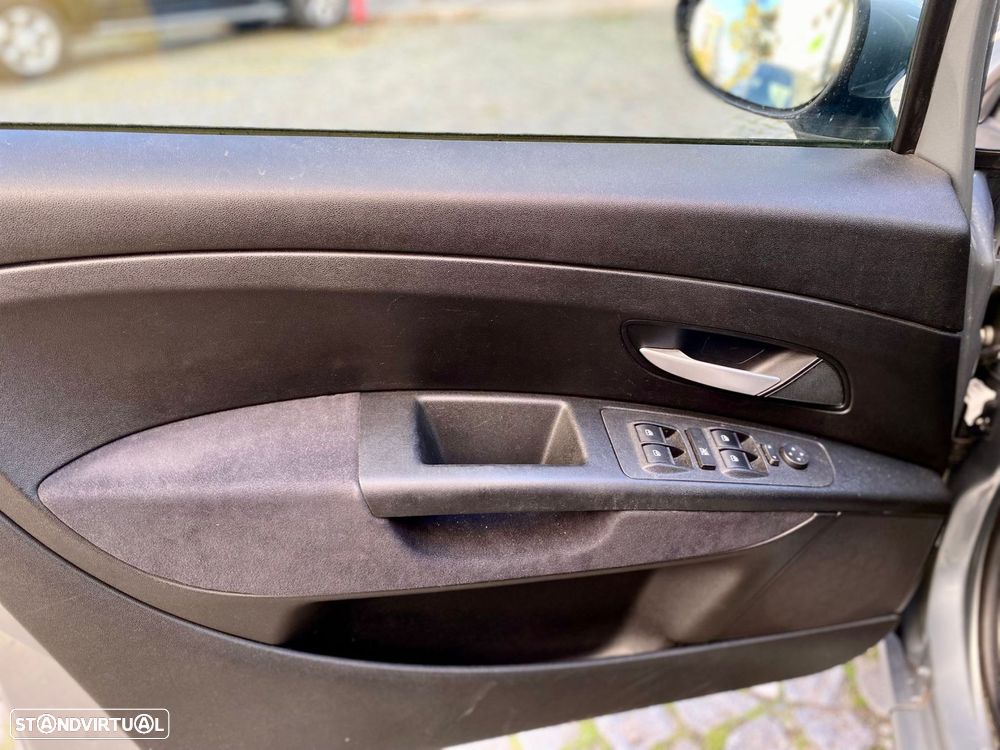 Fiat Grande Punto 1.3 M-Jet Dynamic Dualogic - 27