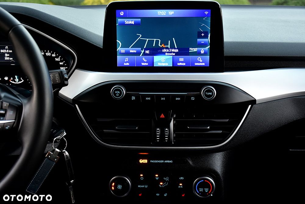 Ford Focus 1.0 EcoBoost mHEV Titanium X - 18