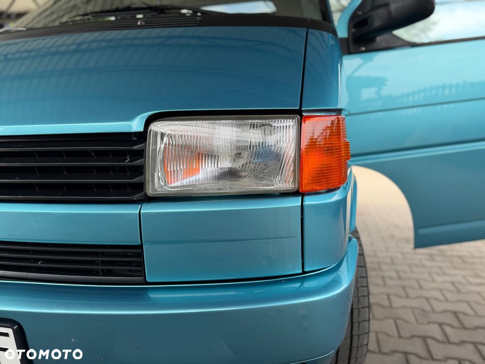 Volkswagen Multivan - 10