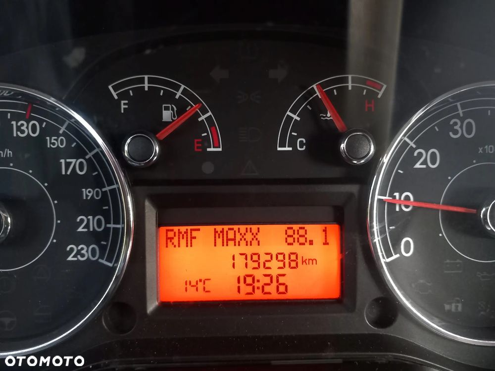 Fiat Grande Punto 1.4 8V Energy - 29