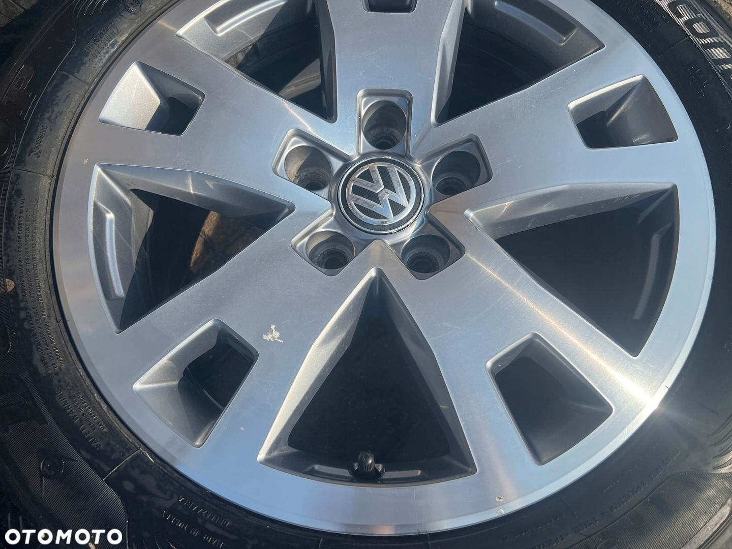 KOŁA FELGI OPONY LATO VW T5 T6 17 5X120 ET49 DUNLOP 225/55/17C 225/55R17C - 5