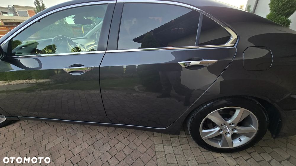 Honda Accord - 24