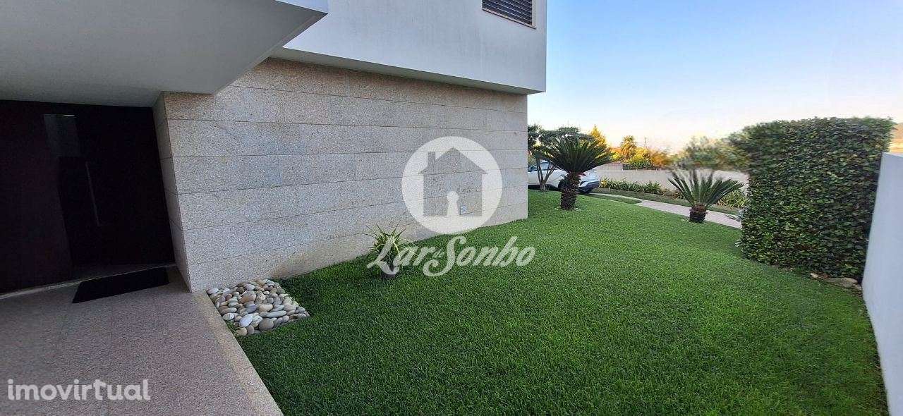 Moradia Individual em Barcelos - Grande imagem: 2/30