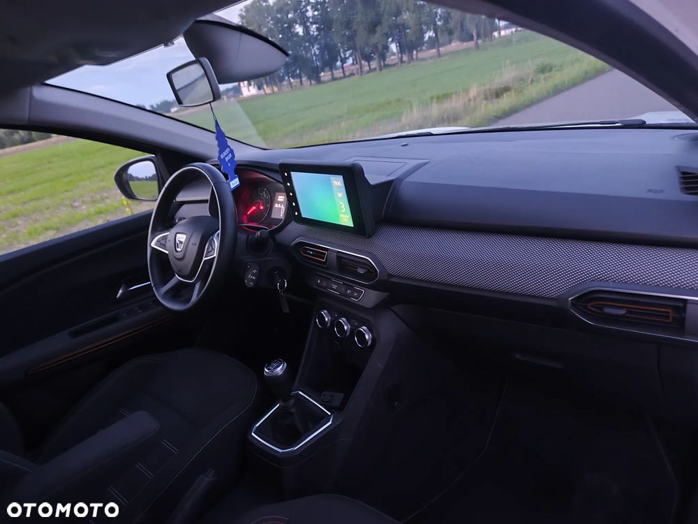 Dacia Sandero 1.0 TCe Laureate S&S - 16