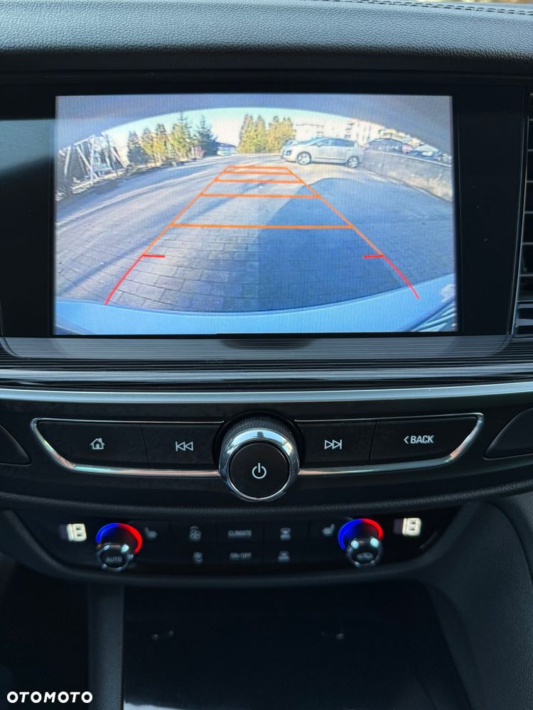 Opel Insignia 2.0 CDTI automatik Business Edition - 26