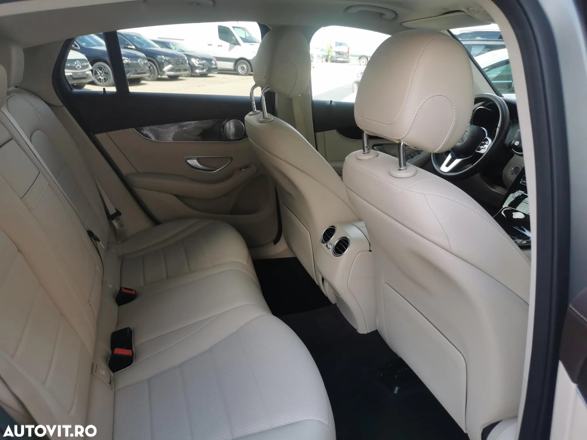 Mercedes-Benz GLC 300 4MATIC - 14
