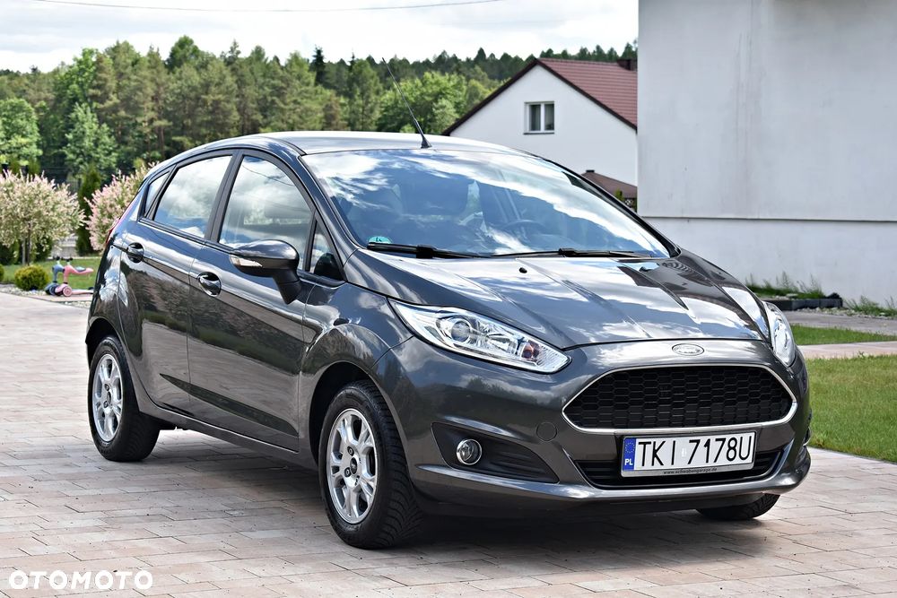 Ford Fiesta 1.25 Champions Edition - 6
