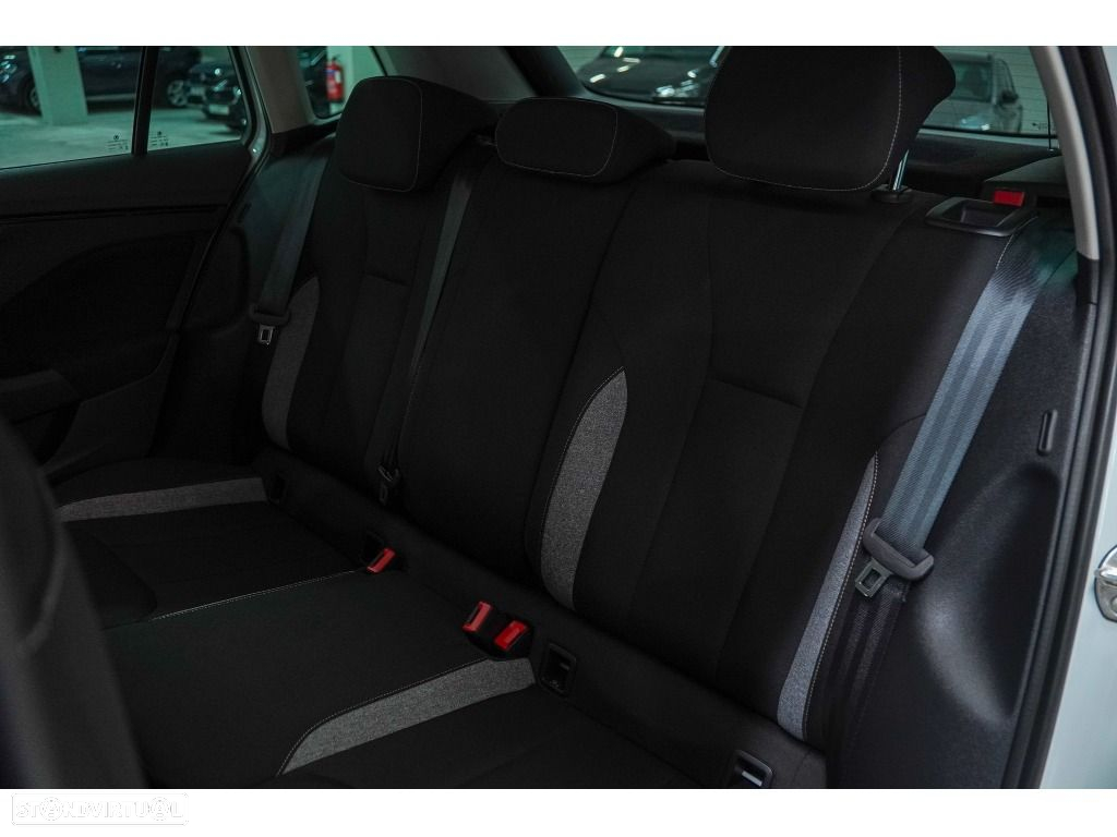 Skoda Kamiq 1.0 TSI DSG - 13