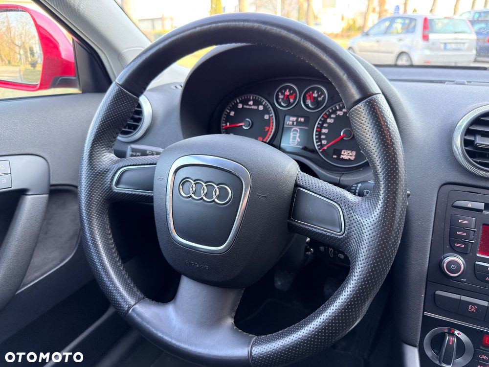 Audi A3 Sportback 1.8 TFSI S line Sportpaket Plus - 32