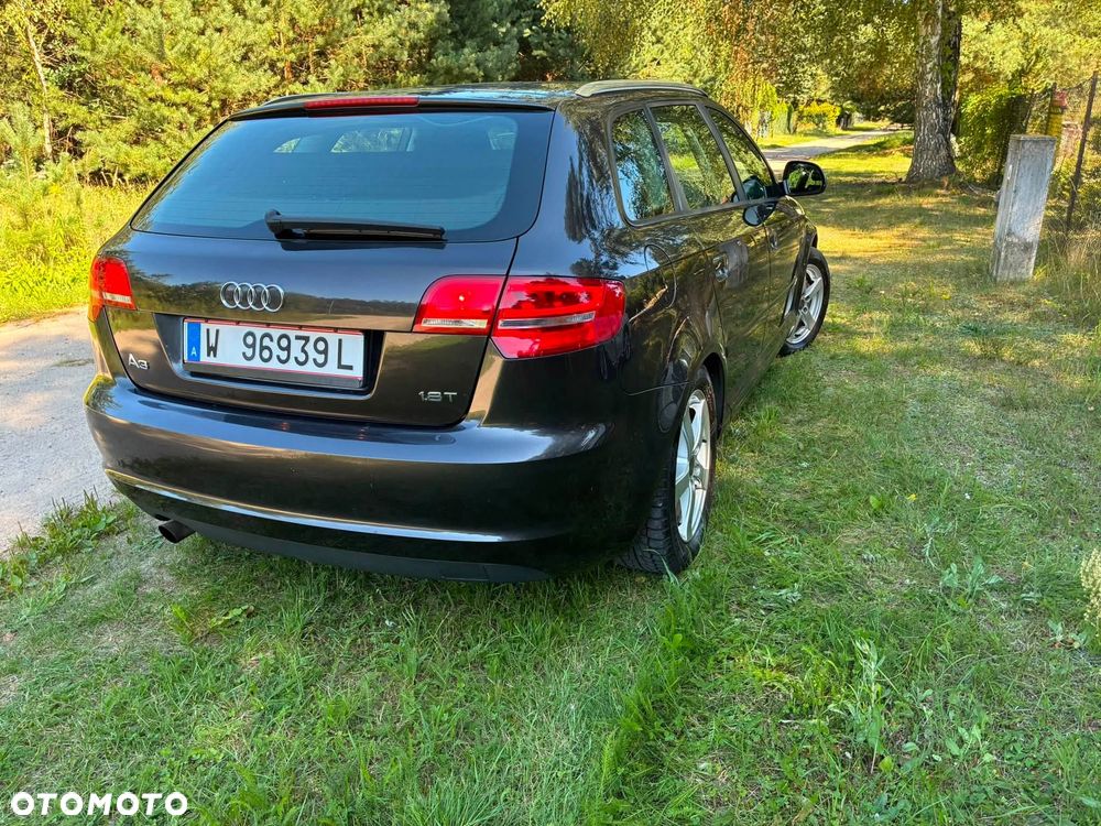 Audi A3 Sportback 1.8 TFSI Attraction - 6