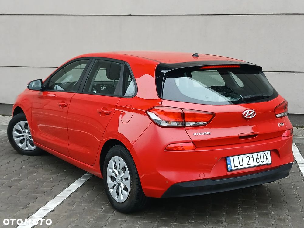 Hyundai i30 1.4 Select - 16