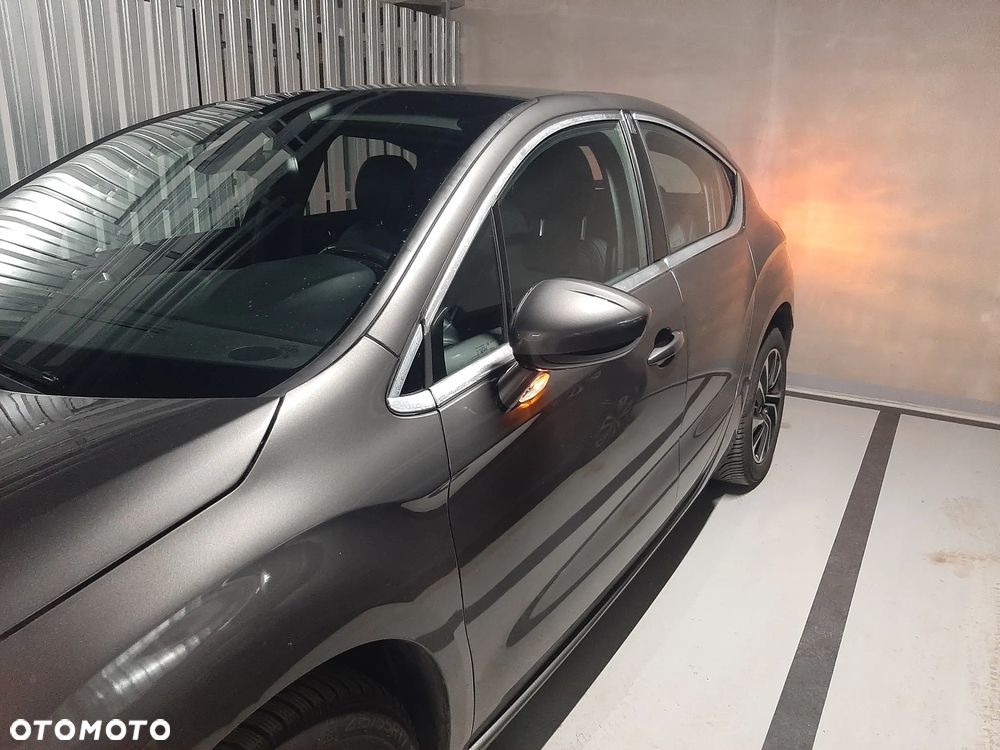 DS Automobiles DS 4 - 40