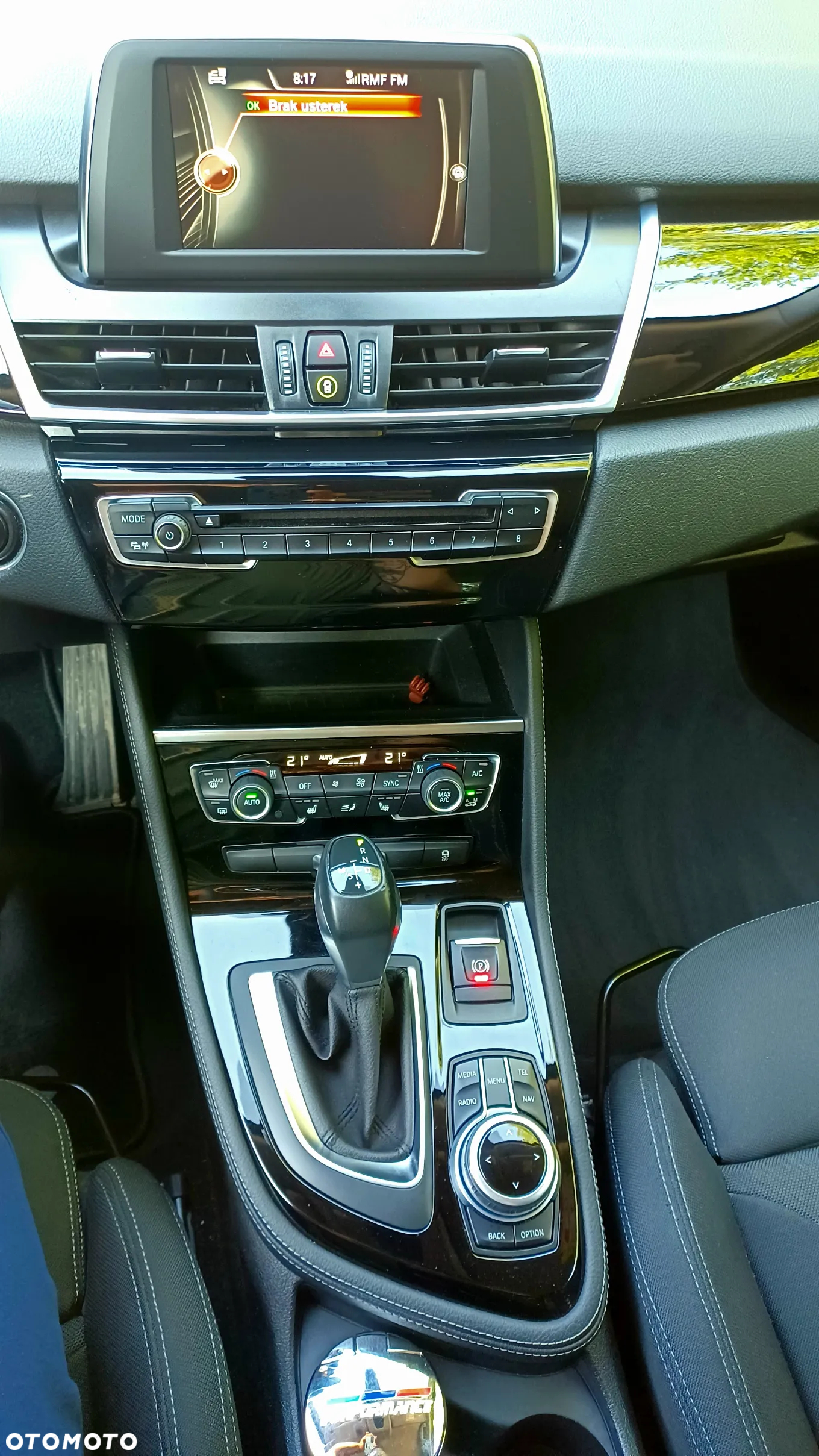 BMW Seria 2 218d - 7