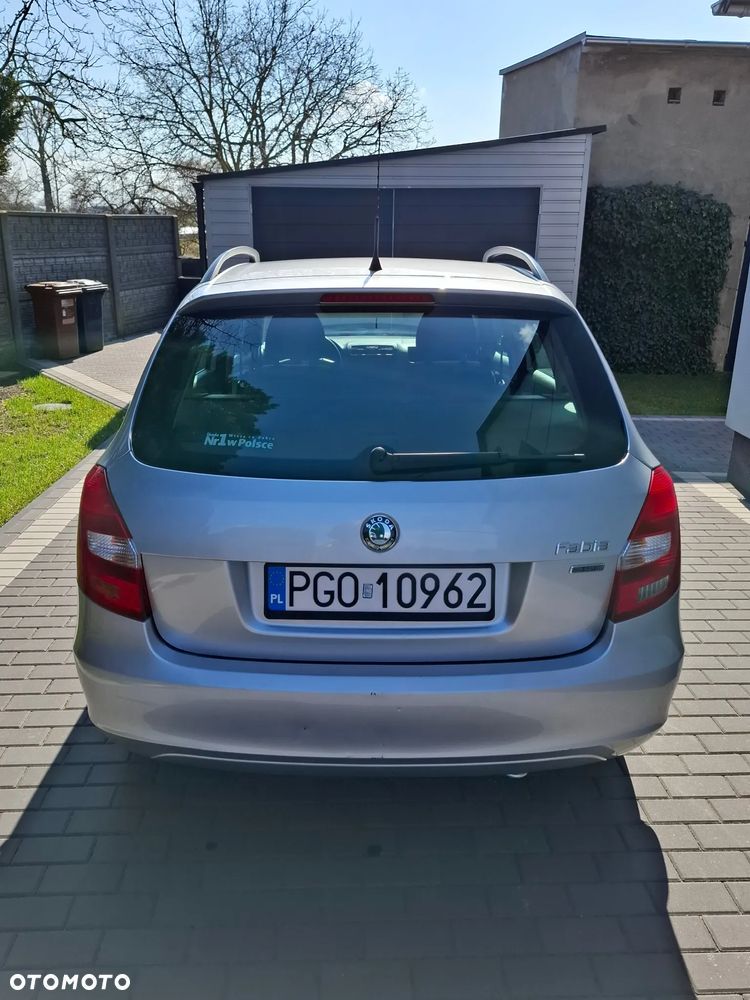 Skoda Fabia 1.2 TSI Active - 5