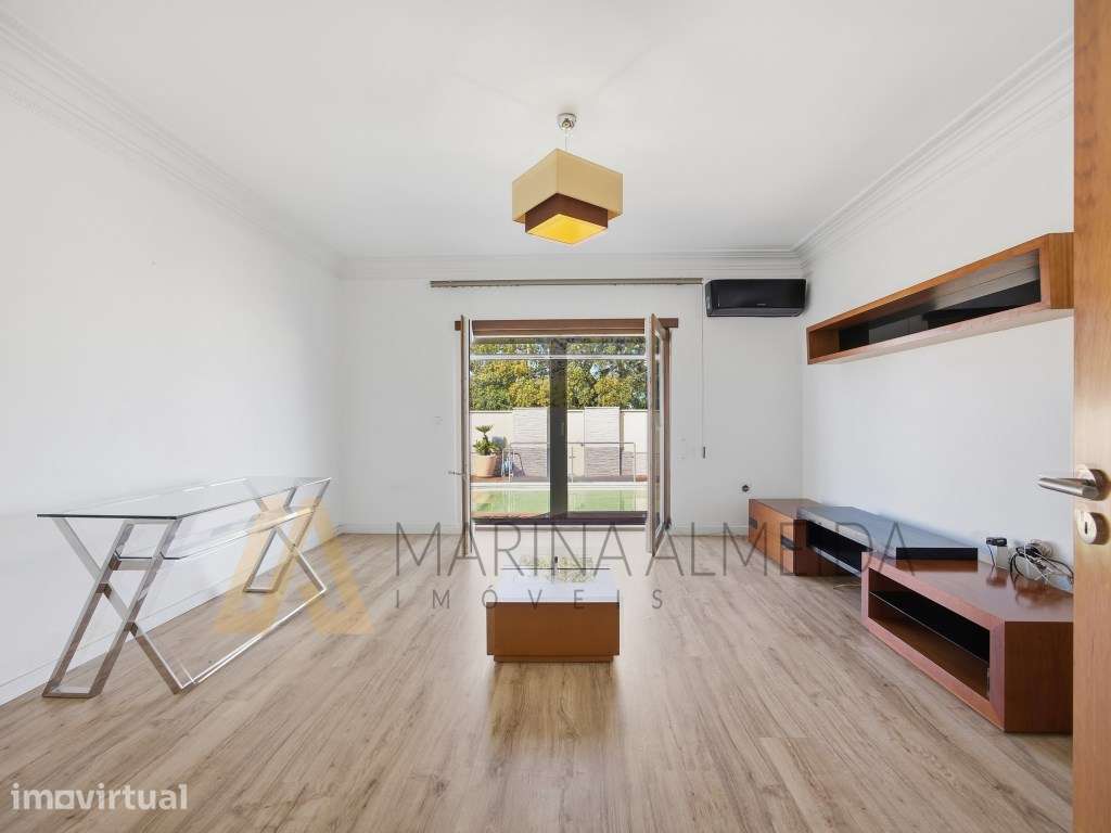 Moradia Térrea T3 geminada com aproveitamento de sótão, piscina, es... - Grande imagem: 4/30