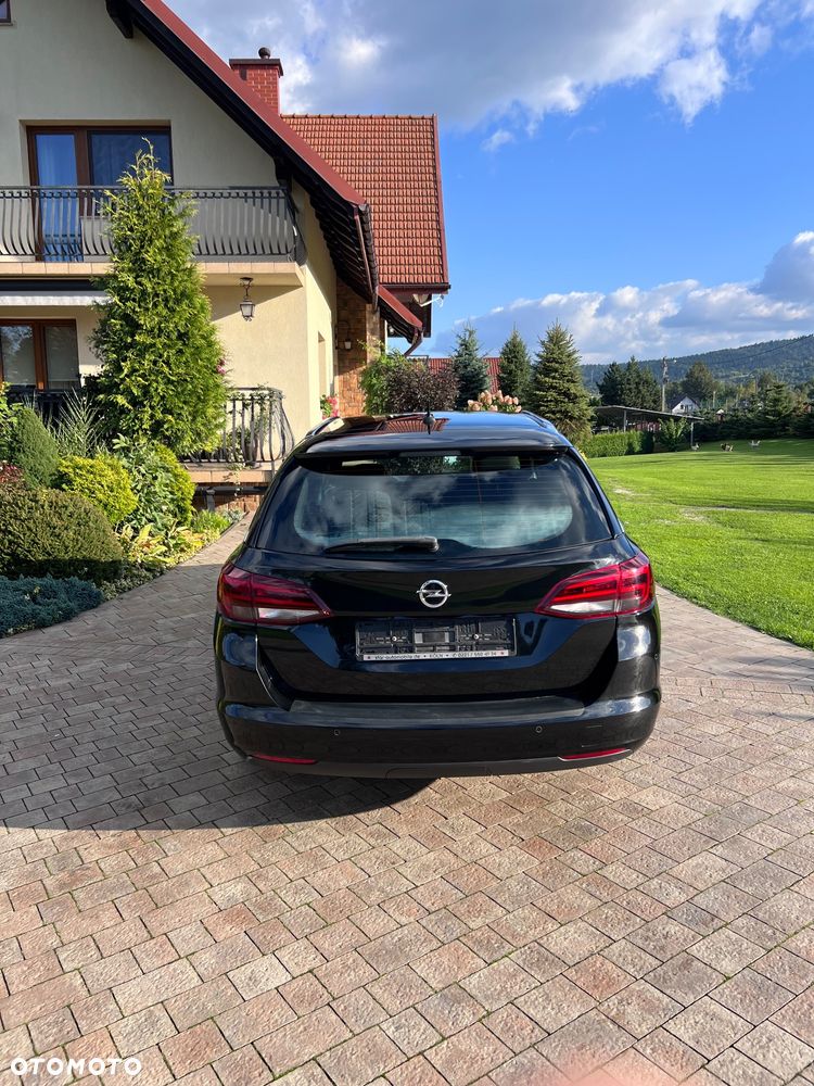 Opel Astra 1.6 D Start/Stop Dynamic - 6