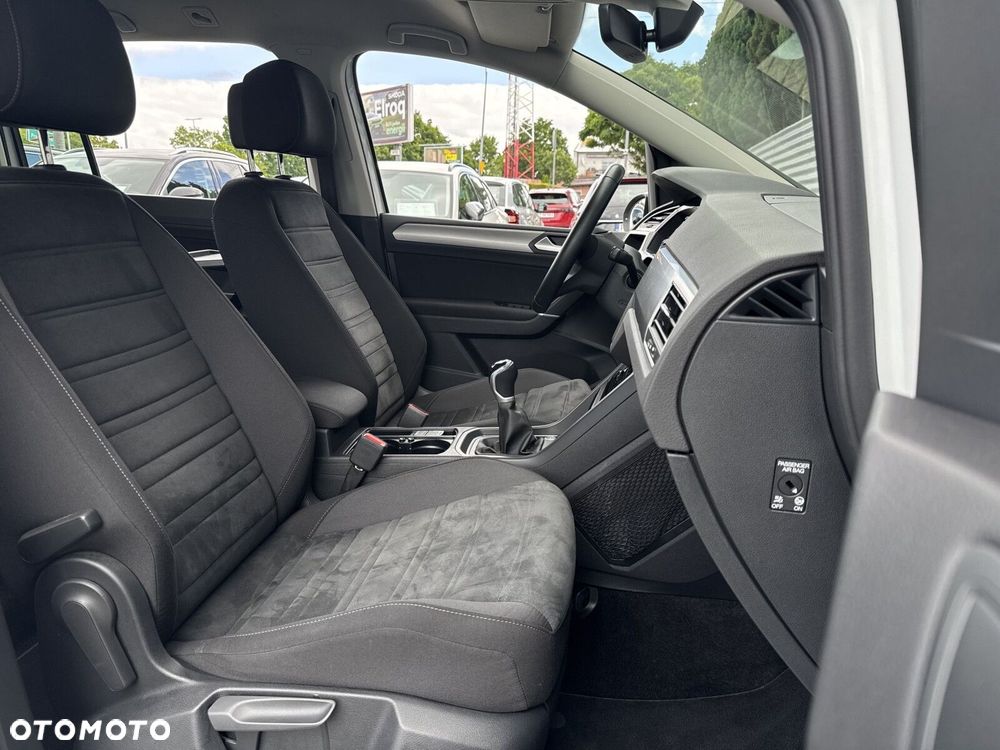 Volkswagen Touran 2.0 TDI BMT SCR Comfortline - 12
