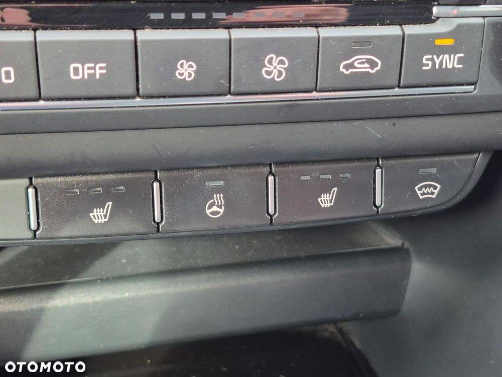 Kia ProCeed 1.4 T-GDI GT Line - 27