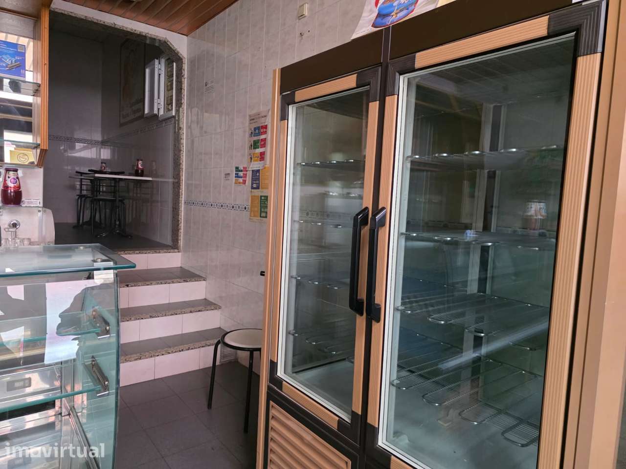 Café Totalmente Equipado em Moscavide | Venda de Empresa | 55 m² - Grande imagem: 2/21