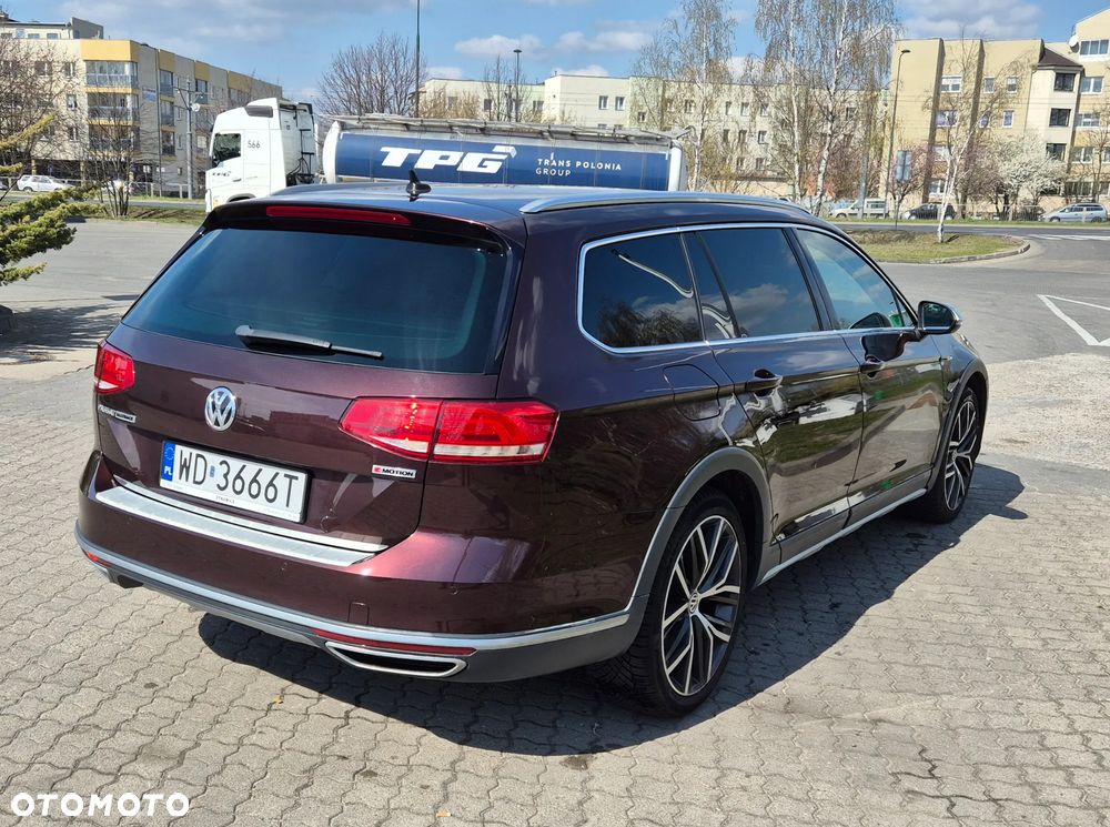 Volkswagen Passat - 5