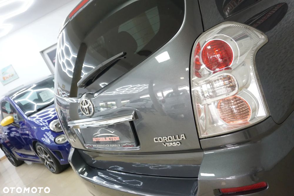 Toyota Corolla Verso 1.6 Sol - 14