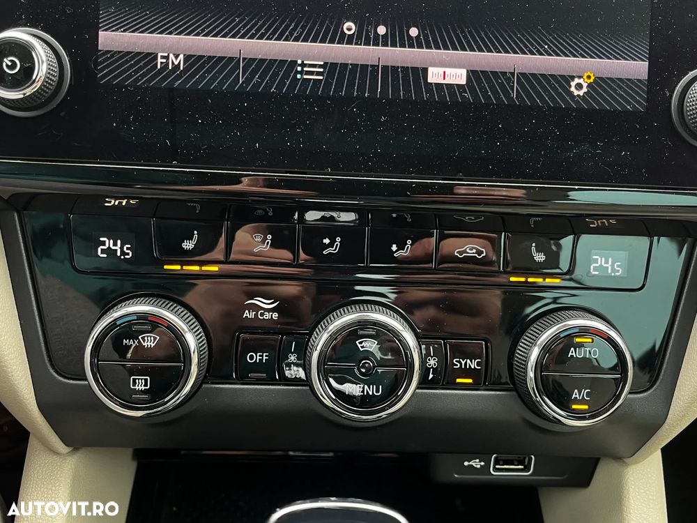 Skoda Octavia 2.0 TDI DSG Laurin&Klement - 24